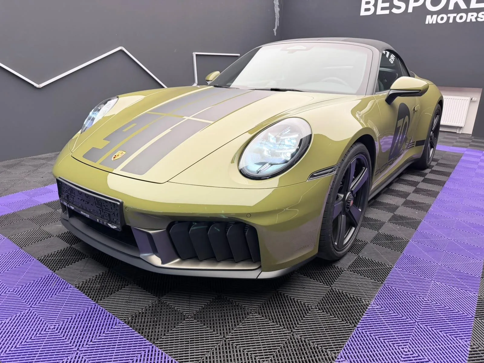 2026 Porsche 911 Spirit 70 angeboten von einem Fachhändler in Bratislava, Slowakei, Hauptfoto