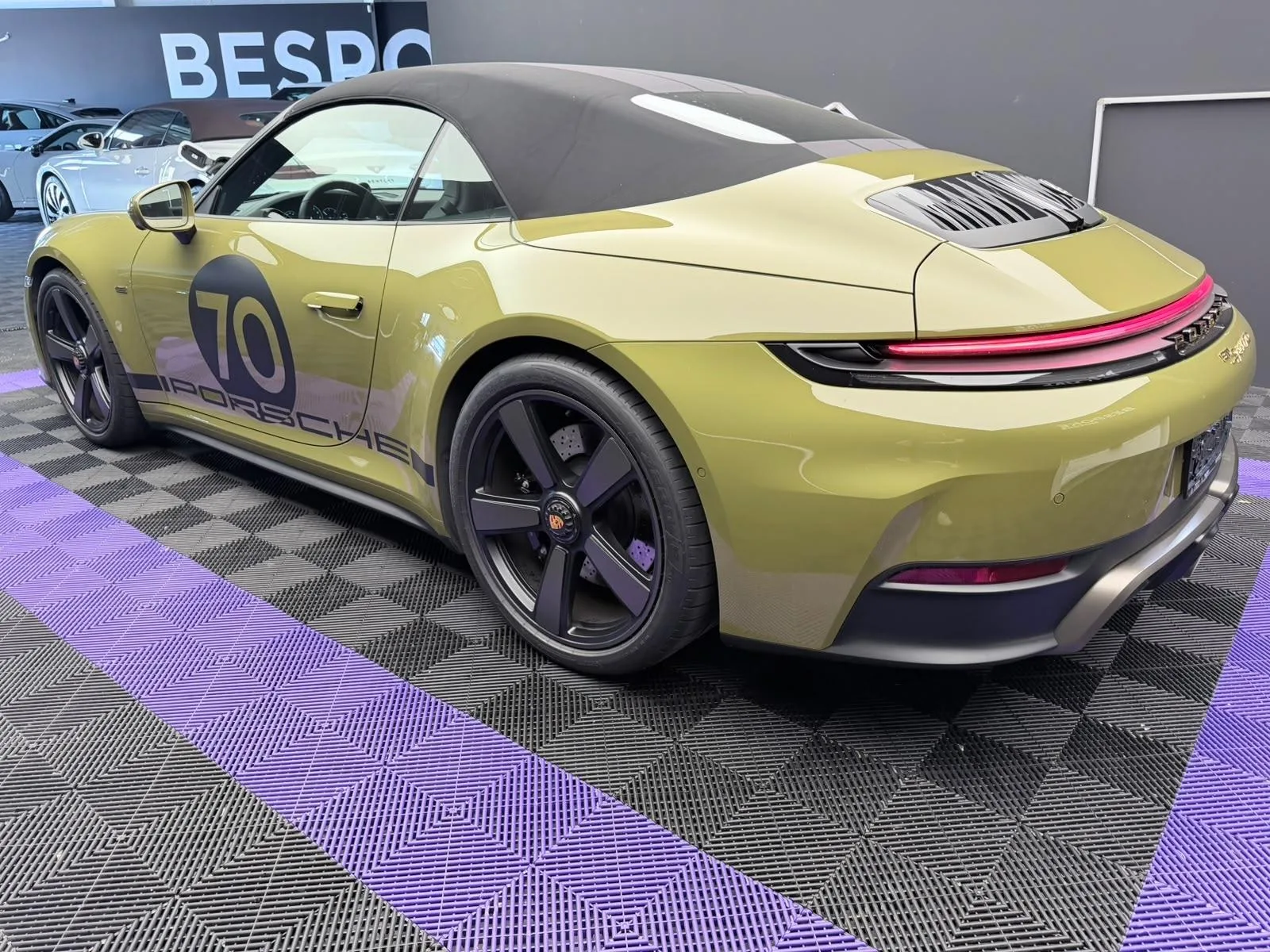 2026 Porsche 911 Spirit 70, 5/30