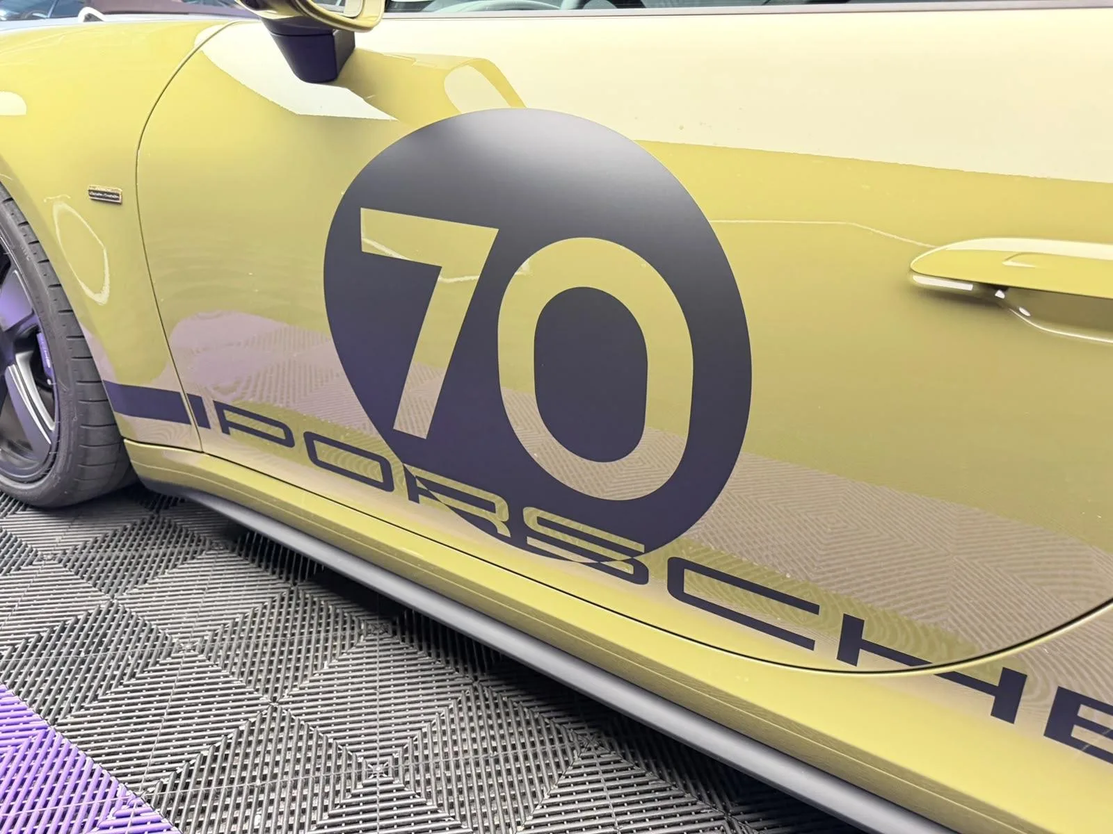 2026 Porsche 911 Spirit 70, 6/30