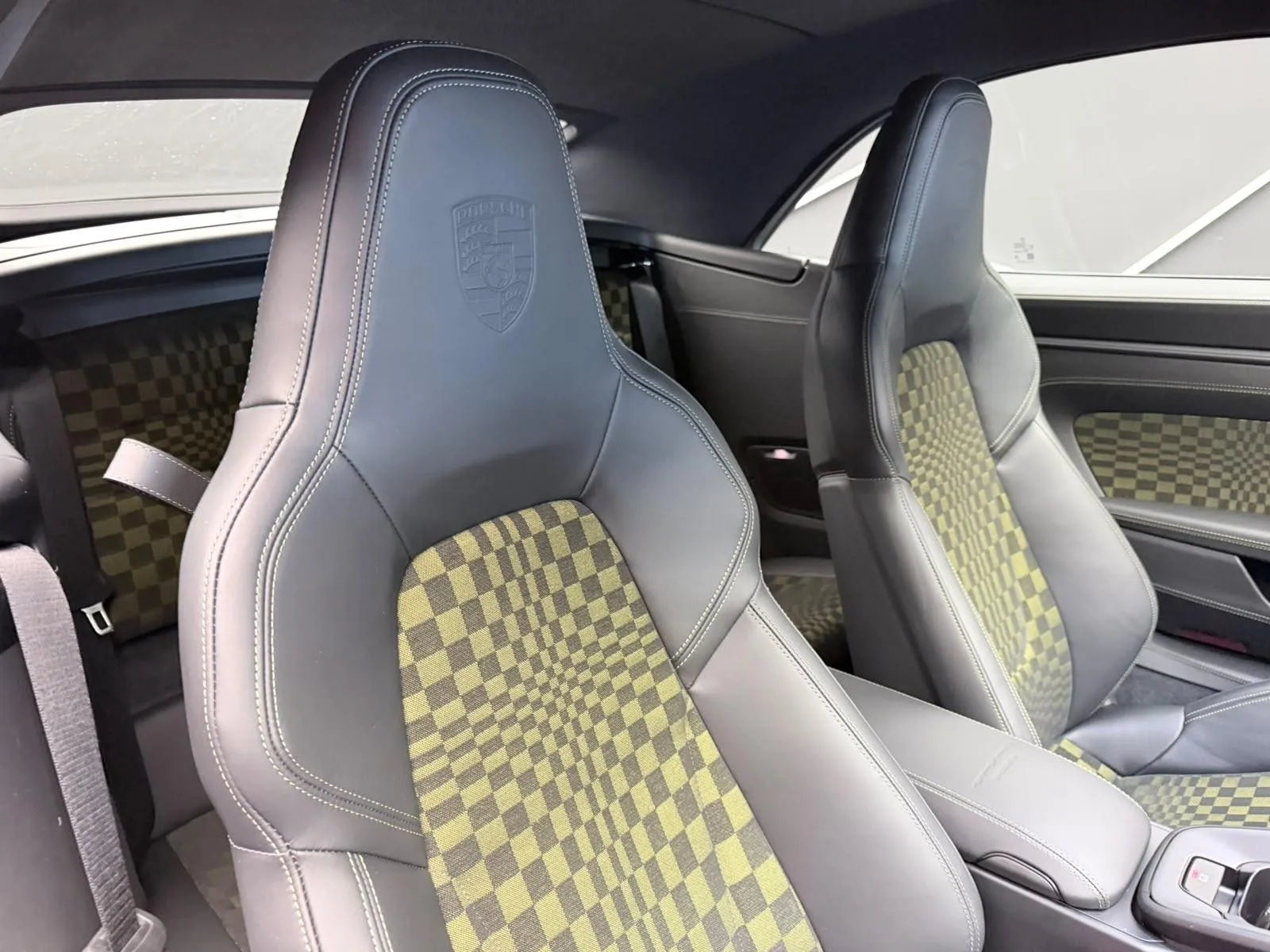 2026 Porsche 911 Spirit 70, 19/30