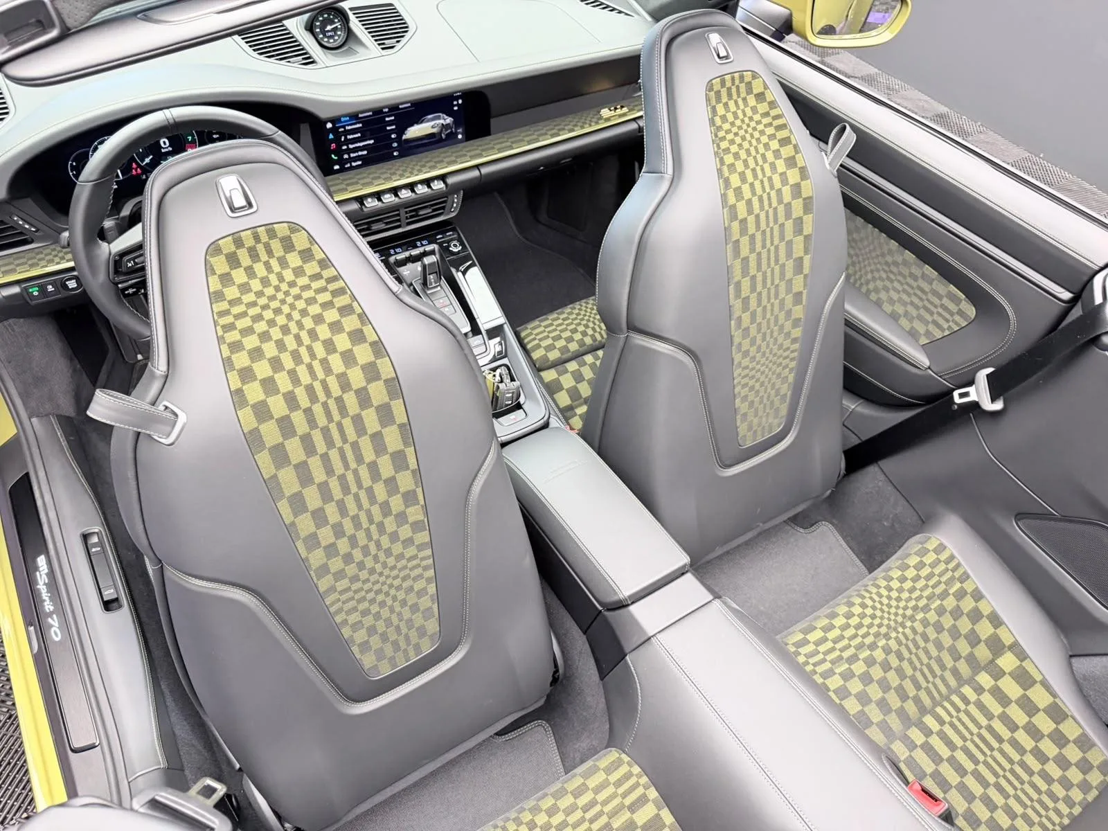 2026 Porsche 911 Spirit 70, 26/30