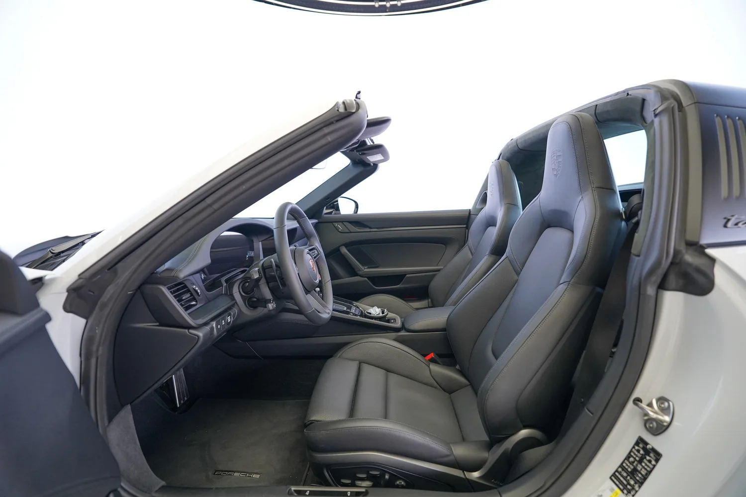 2026 Porsche 911 Targa 4 GTS, 11/16