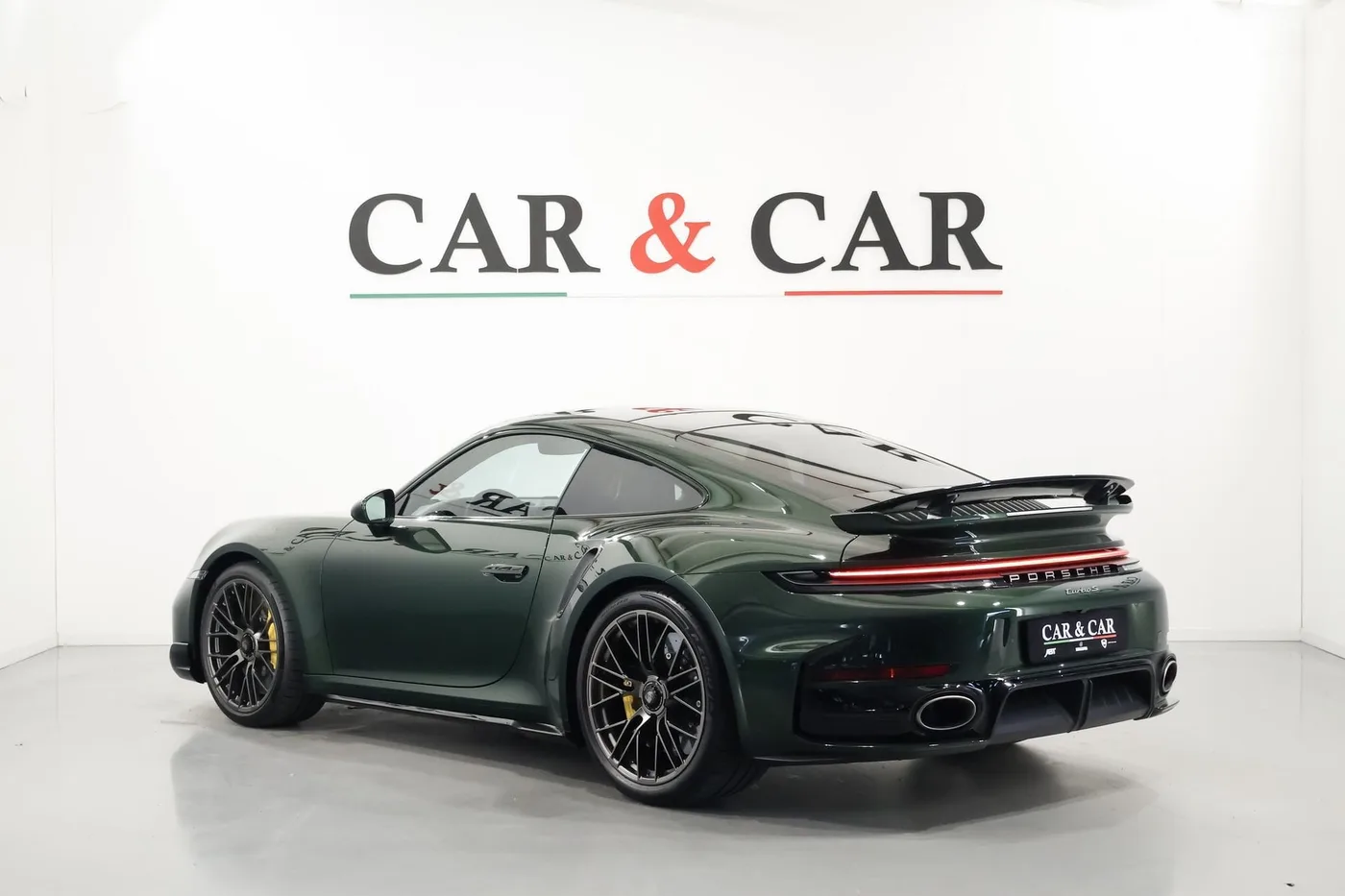 2026 Porsche 911 Turbo S proposée par un spécialiste de la supercar à Zibido San Giacomo, Italie, photo 2 sur 9