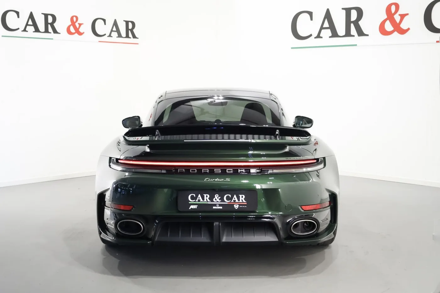 2026 Porsche 911 Turbo S proposée par un spécialiste de la supercar à Zibido San Giacomo, Italie, photo 4 sur 9