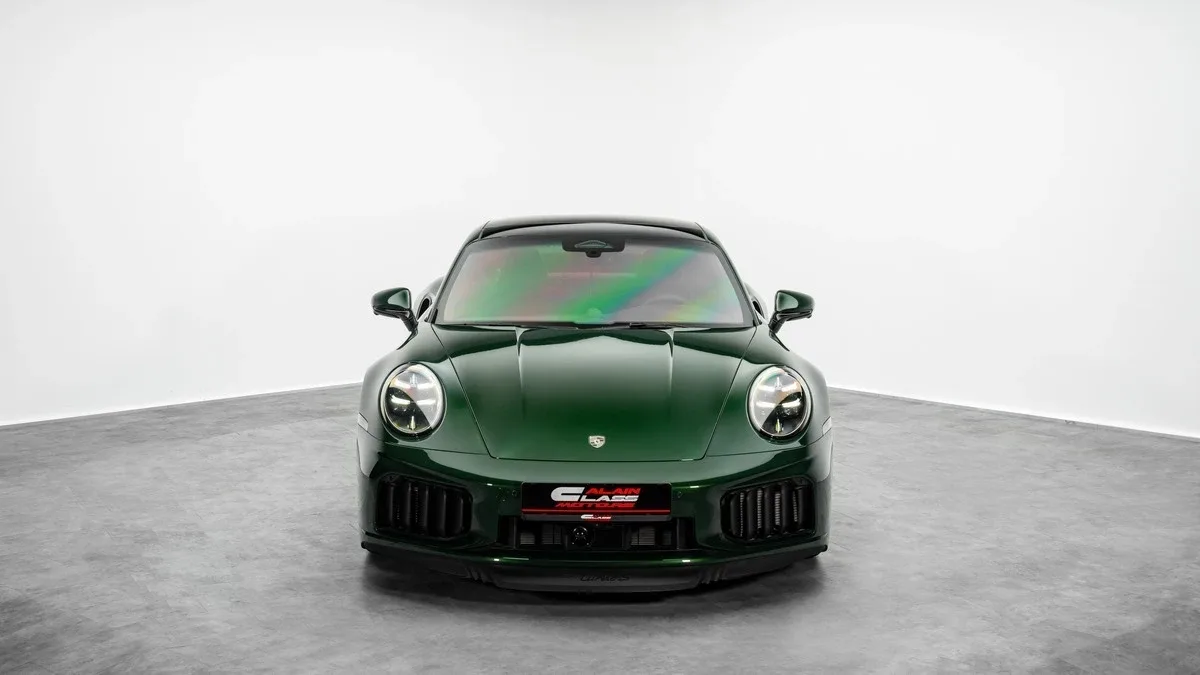 2026 Porsche 911 Turbo S offered by a specialist dealer in Dubai, United Arab Emirates, photo 4 of 25