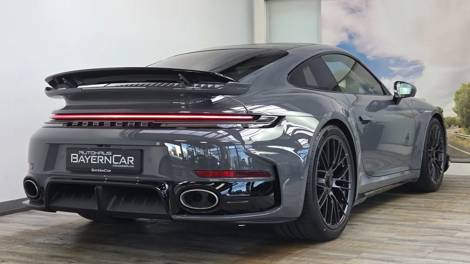 2026 Porsche 911 Turbo S, 6/28
