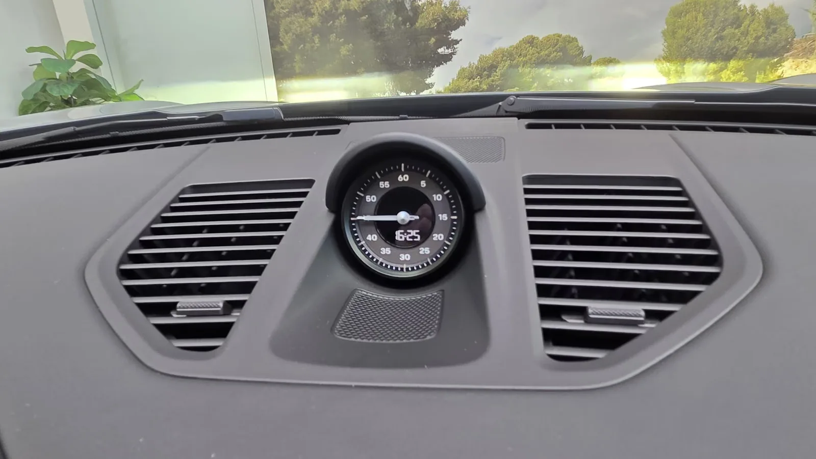2026 Porsche 911 Turbo S, 26/28