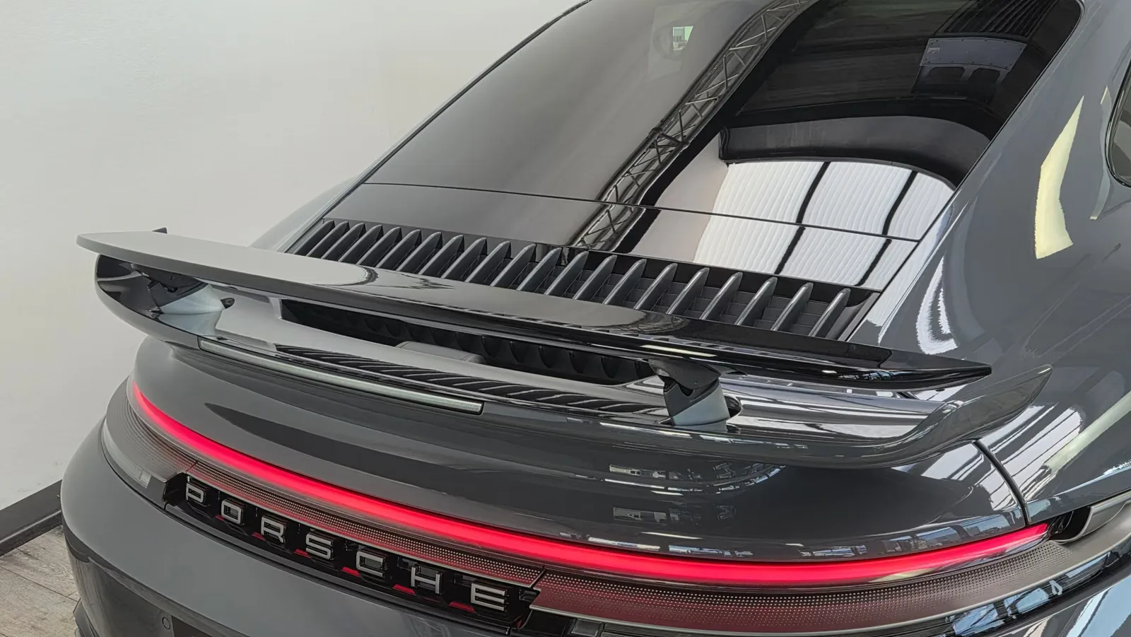 2026 Porsche 911 Turbo S, 27/28