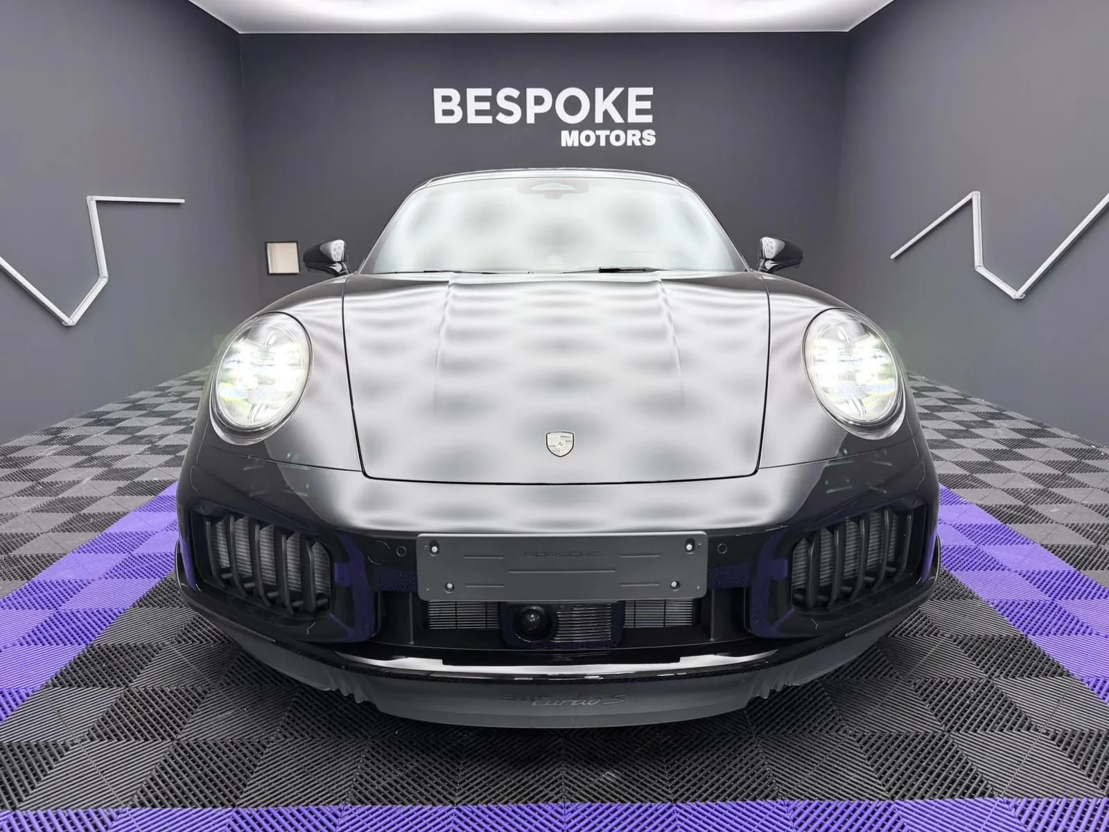 2026 Porsche 911 Turbo S, 2/23