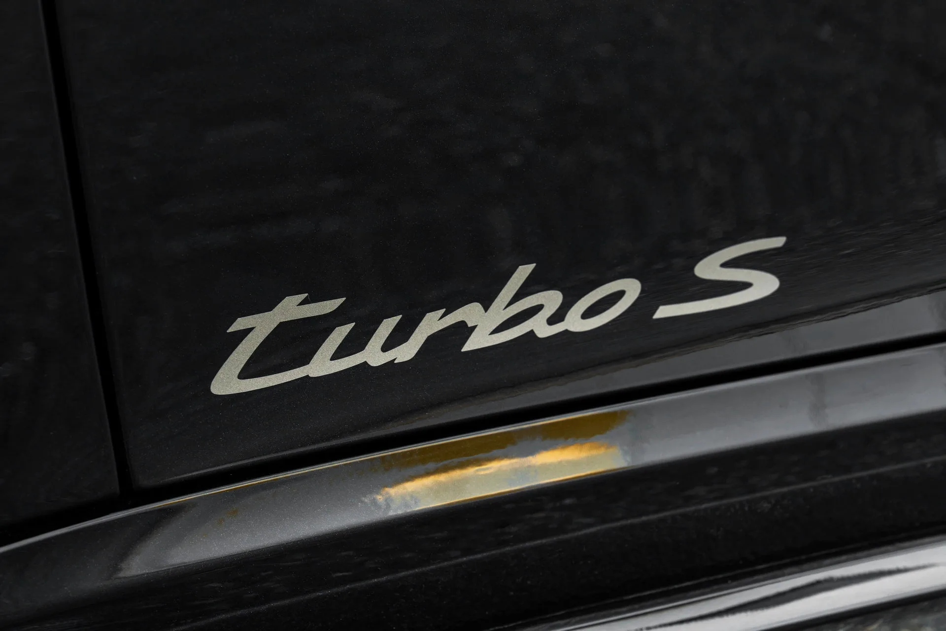 2026 Porsche 911 Turbo S Cabriolet, 13/15