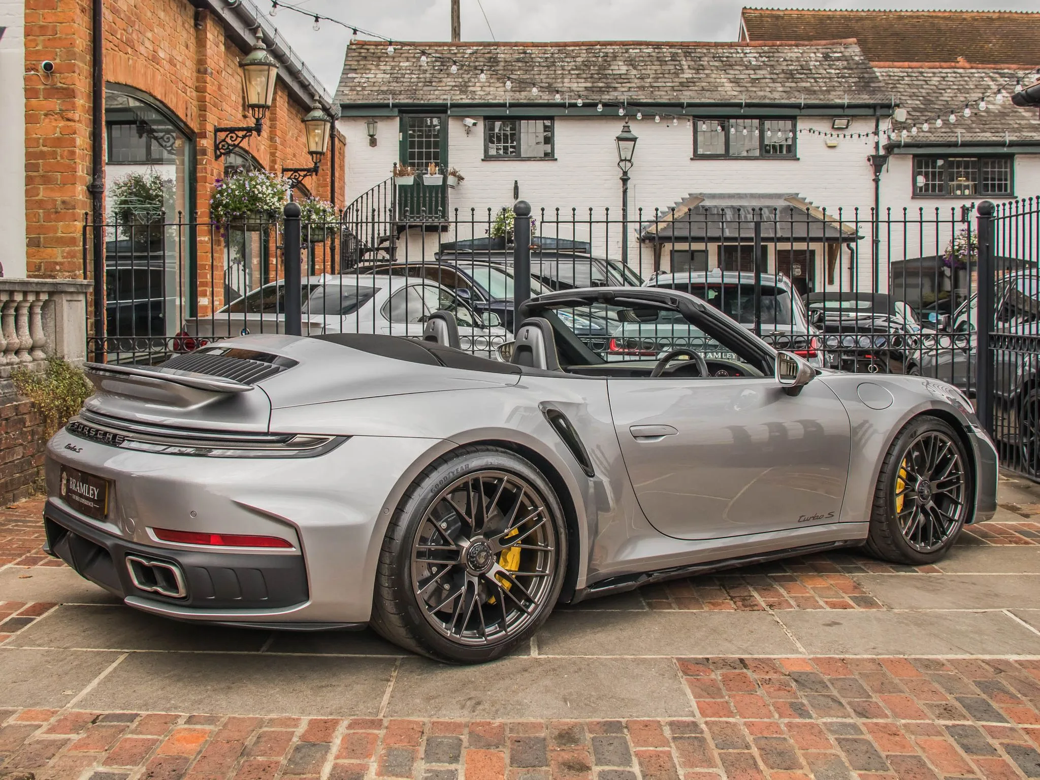 2026 Porsche 911 Turbo S Cabriolet, 9/23