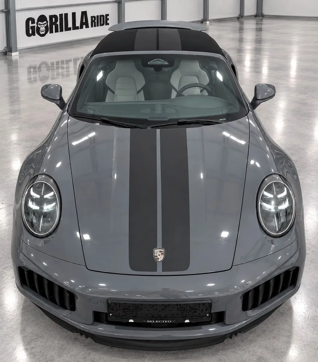 2026 Porsche 911 Turbo S Cabriolet, 2/6