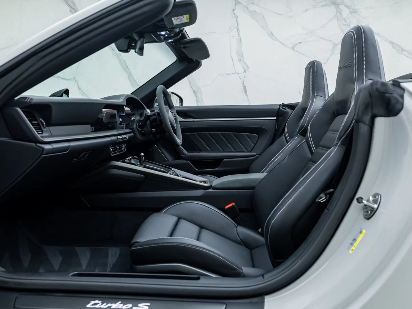 2026 Porsche 911 Turbo S Cabriolet 992.2, 22/30