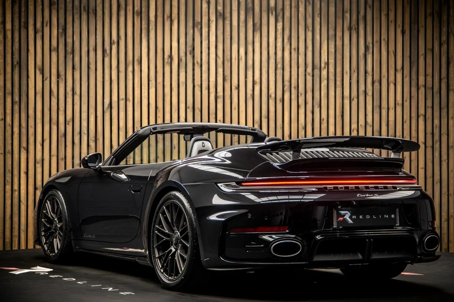 2026 Porsche 911 Turbo S Cabriolet, 3/30