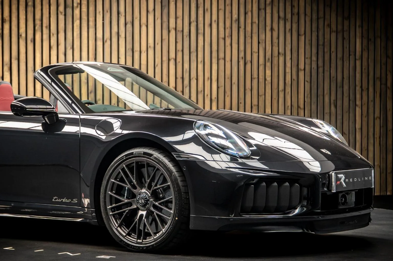 2026 Porsche 911 Turbo S Cabriolet, 9/30