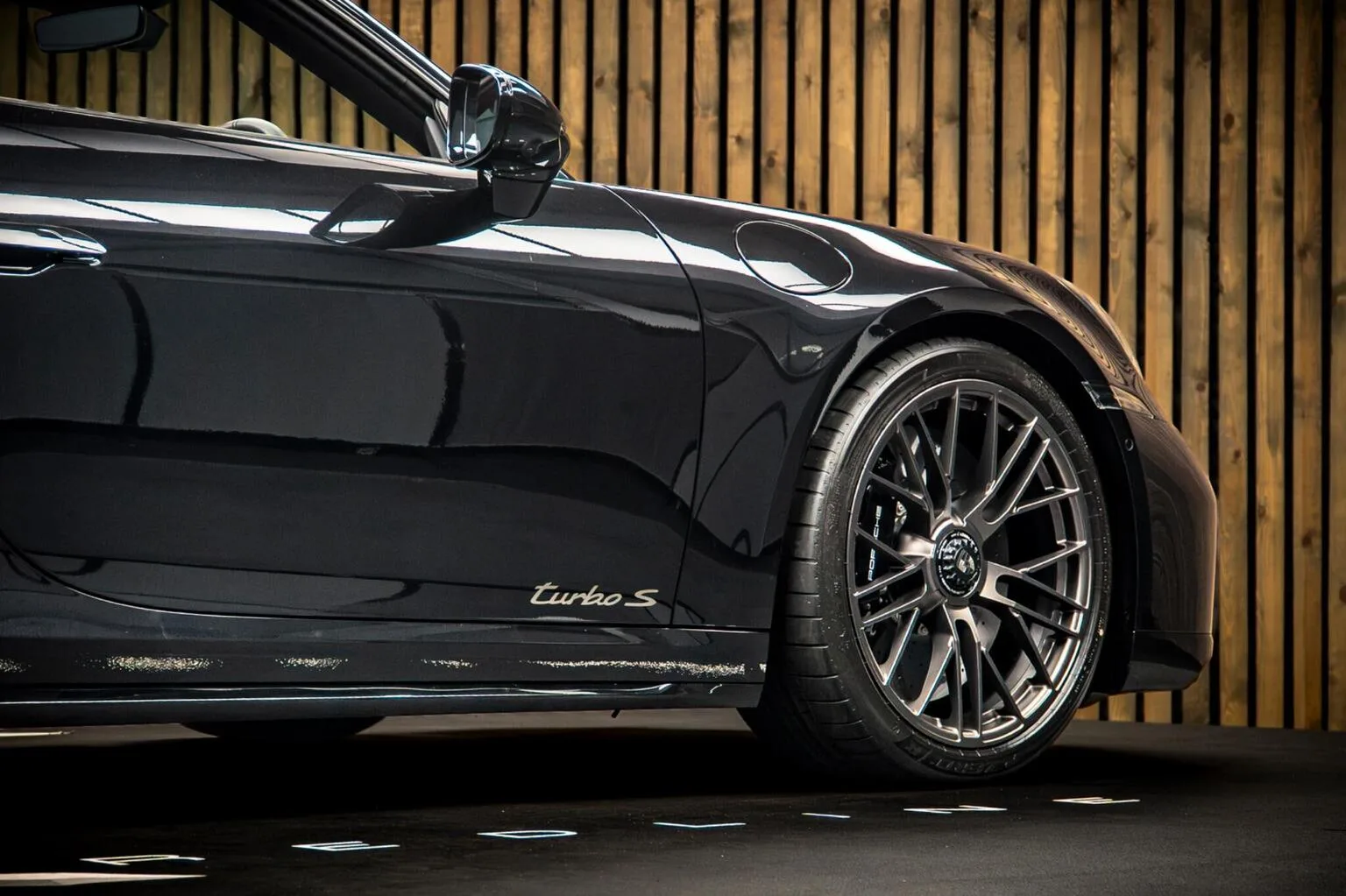 2026 Porsche 911 Turbo S Cabriolet, 14/30