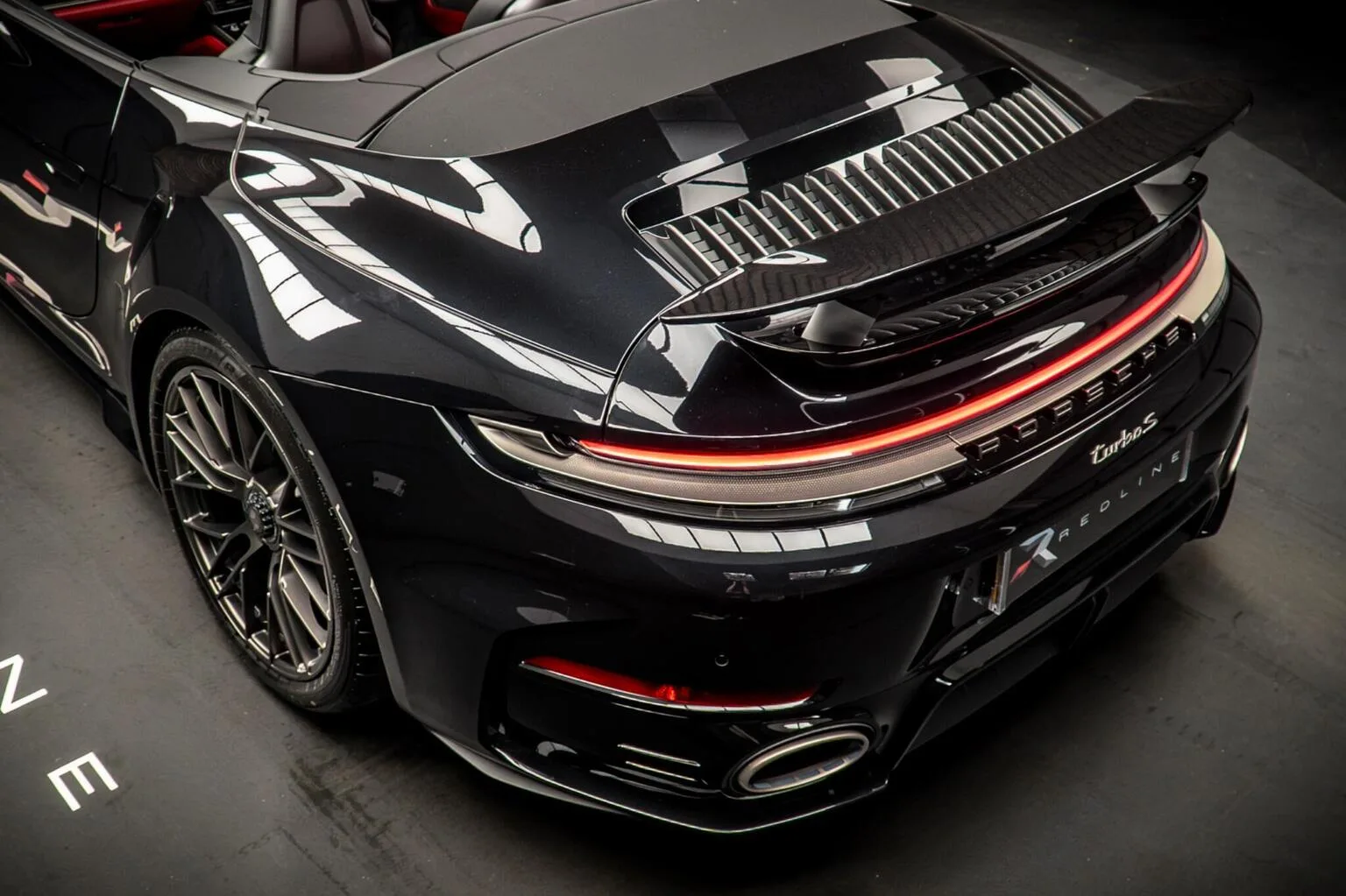 2026 Porsche 911 Turbo S Cabriolet, 19/30