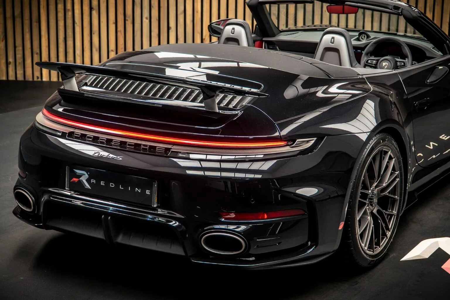 2026 Porsche 911 Turbo S Cabriolet, 22/30