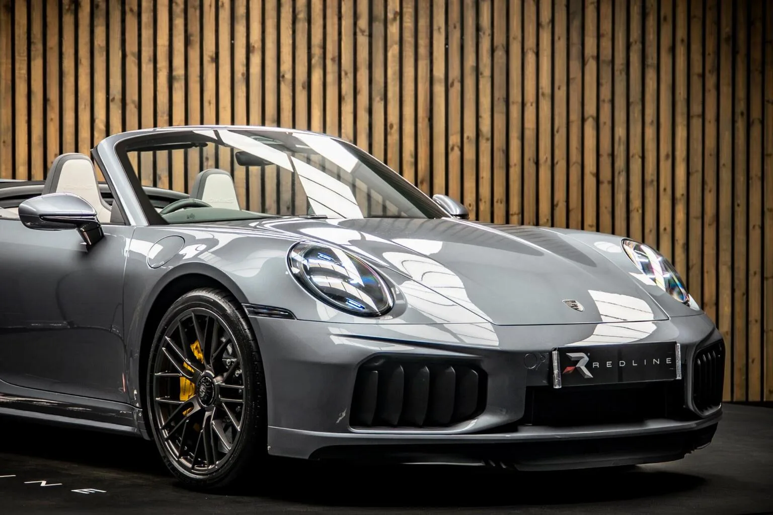 2026 Porsche 911 Turbo S Cabriolet, 13/30
