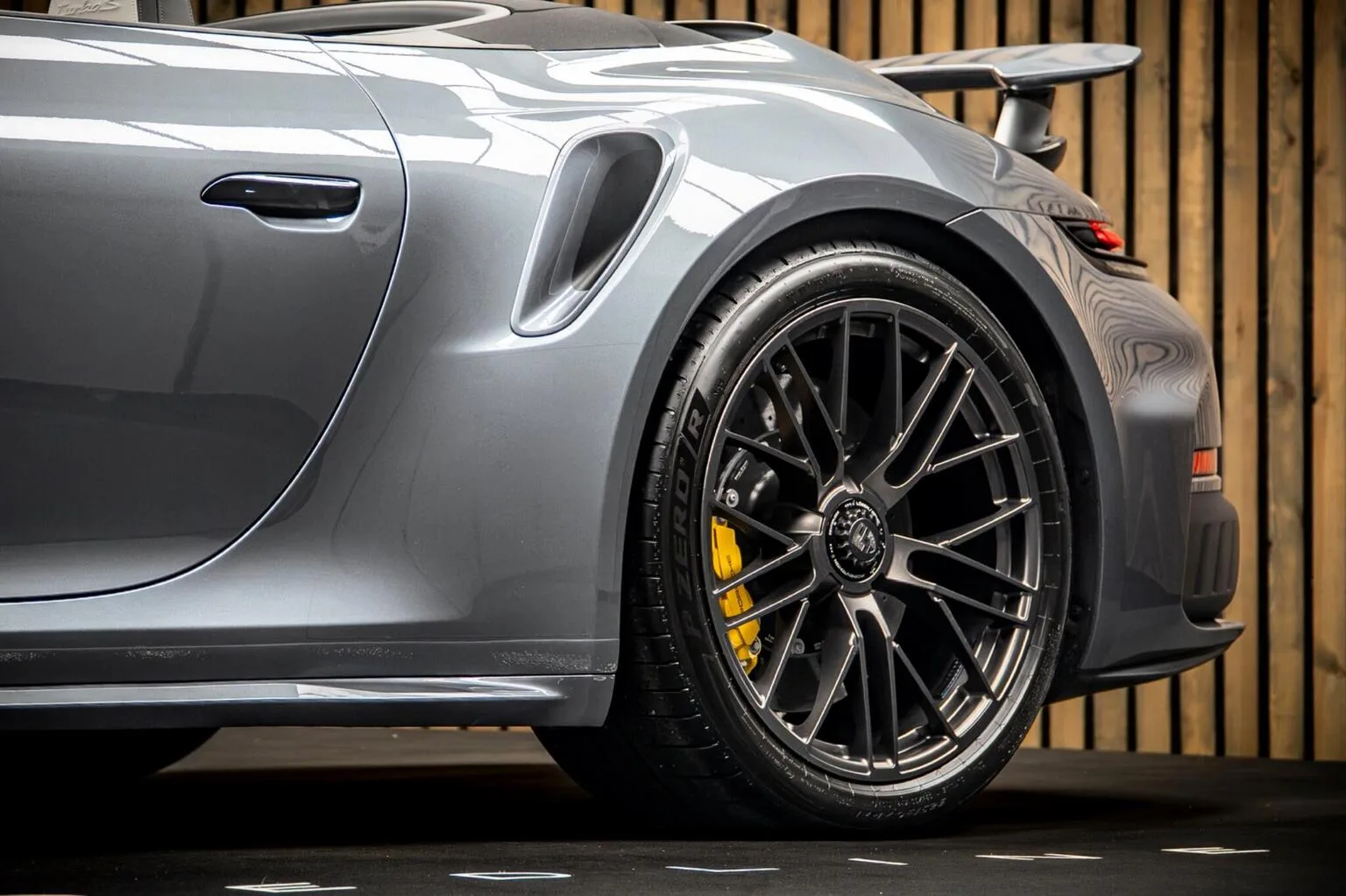 2026 Porsche 911 Turbo S Cabriolet, 17/30