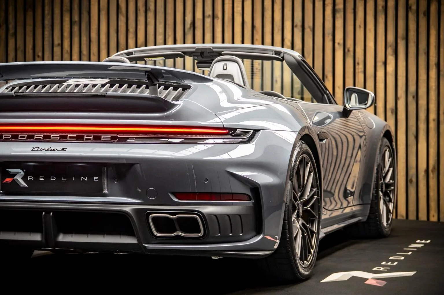 2026 Porsche 911 Turbo S Cabriolet, 21/30