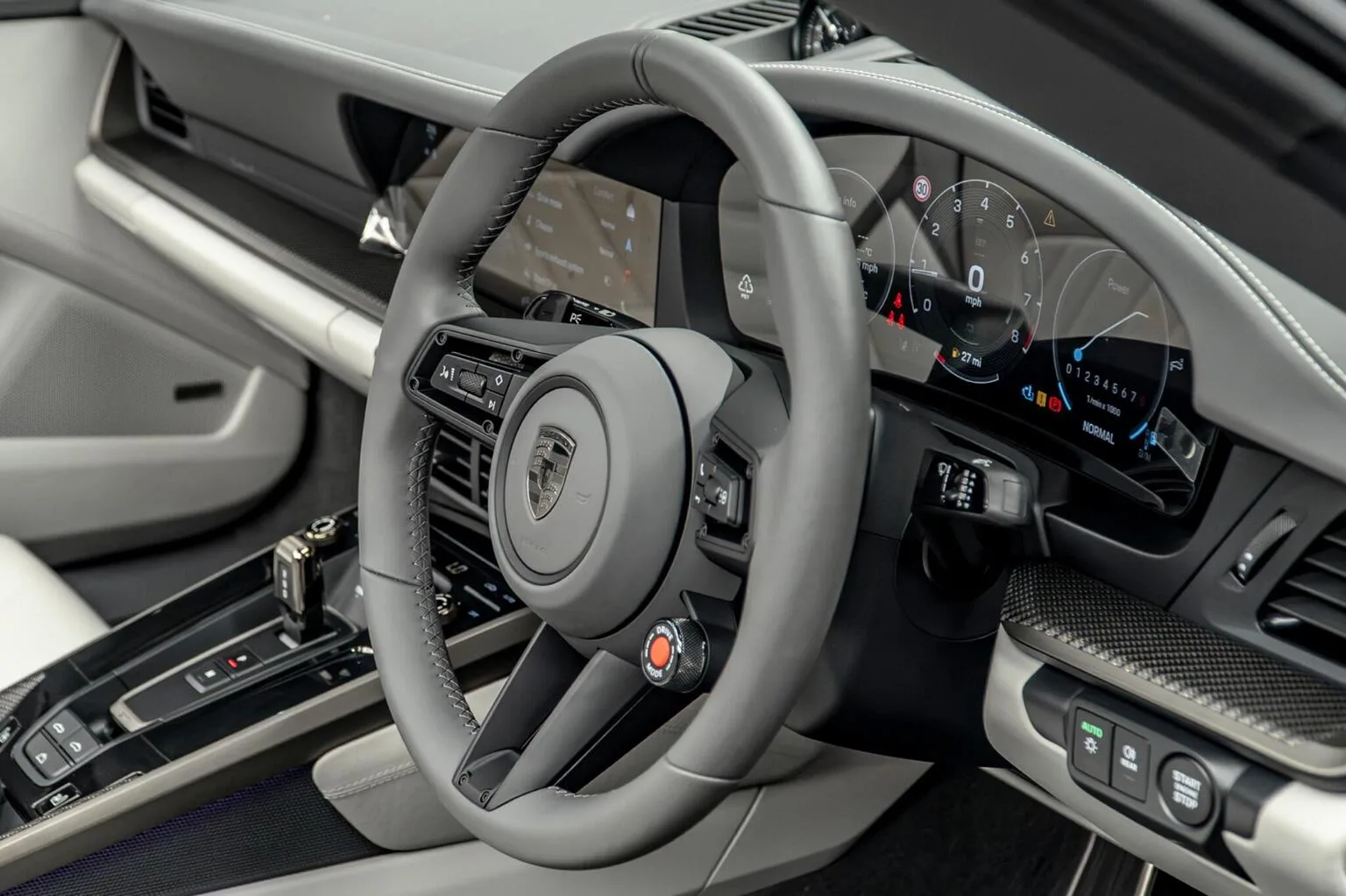 2026 Porsche 911 Turbo S Cabriolet, 28/30