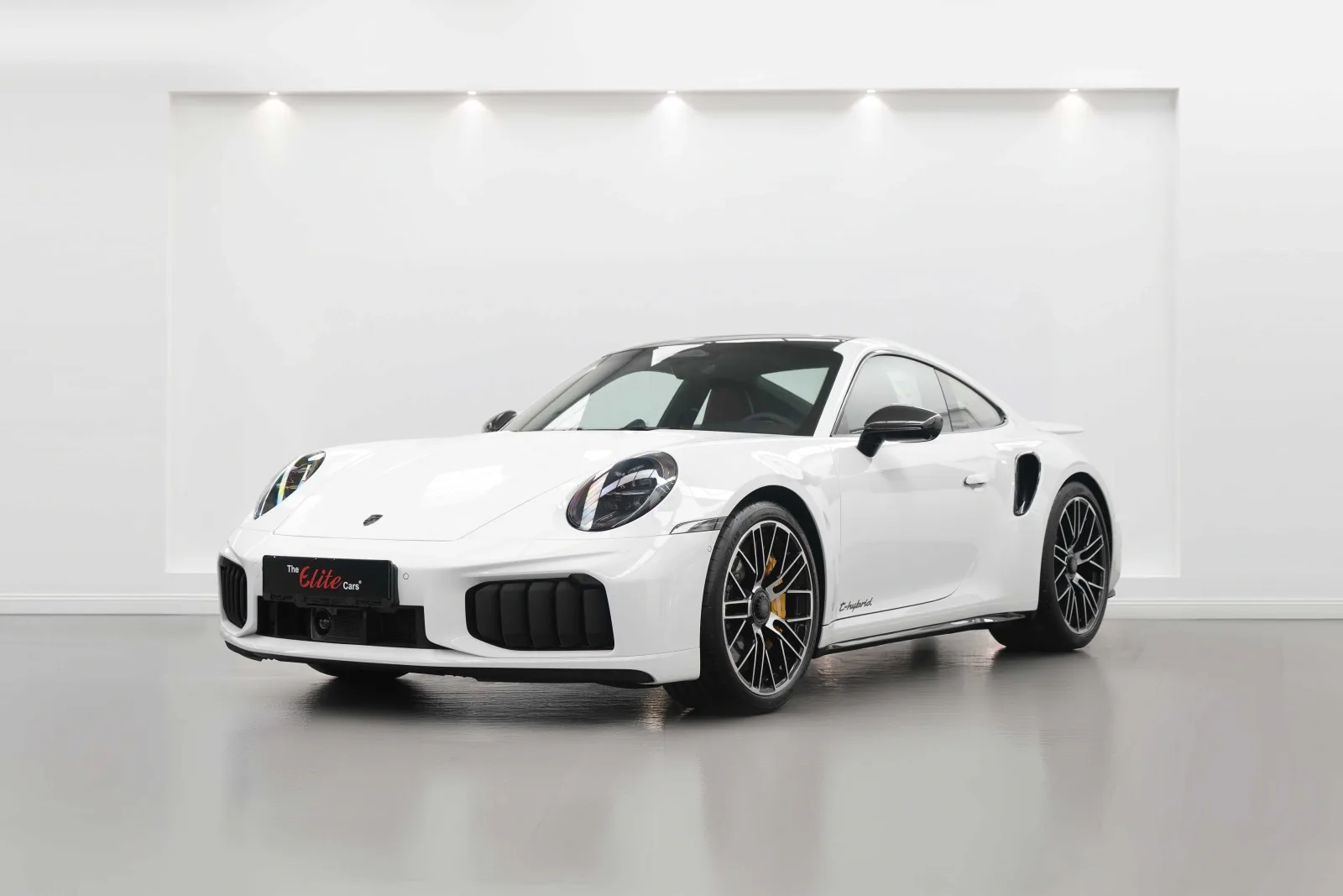 2026 Porsche 911 Turbo S T-Hybrid, 7/14