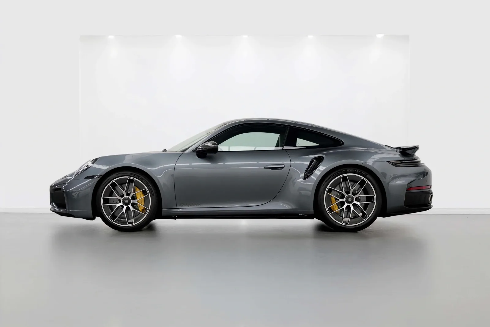 2026 Porsche 911 Turbo S T-Hybrid, 2/14