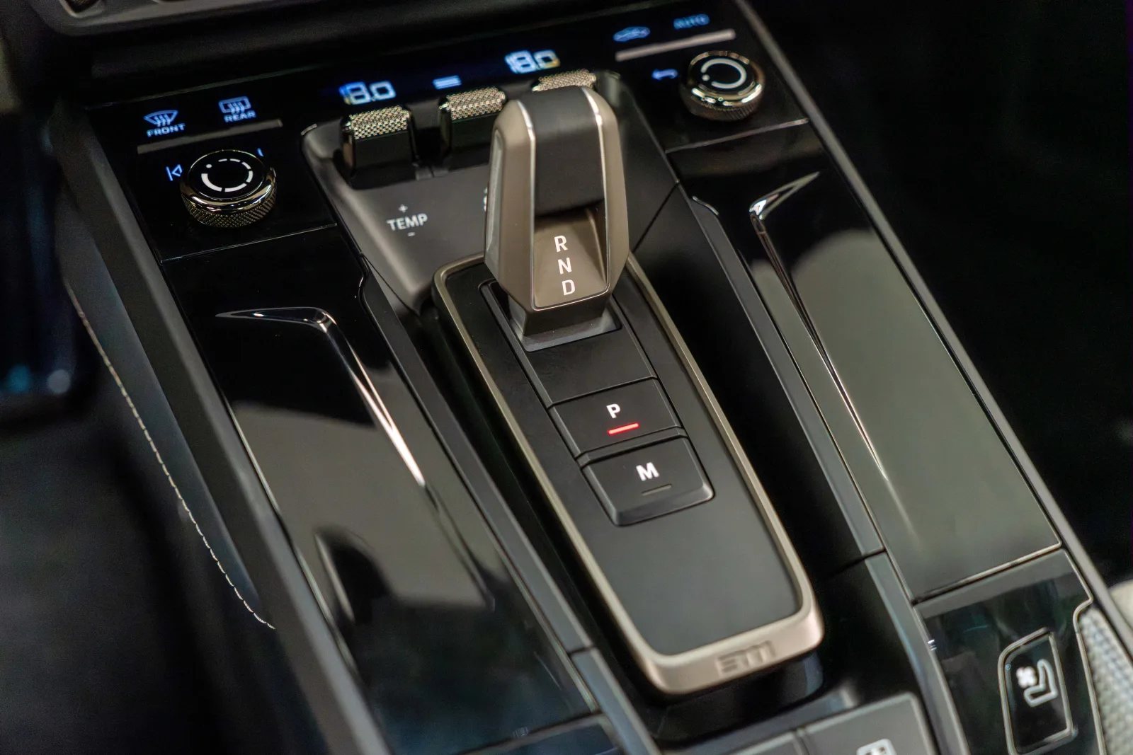 2026 Porsche 911 Turbo S T-Hybrid, 12/14