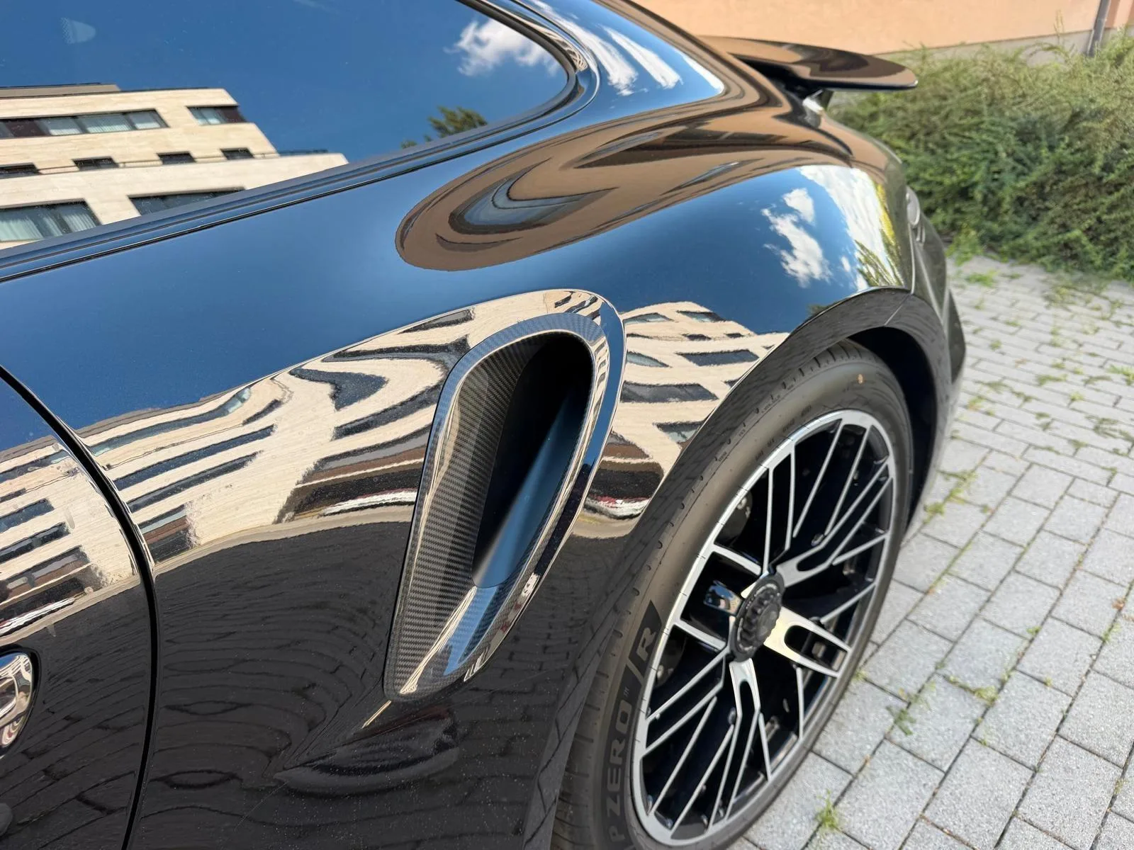 2026 Porsche 911 Turbo S, 9/16
