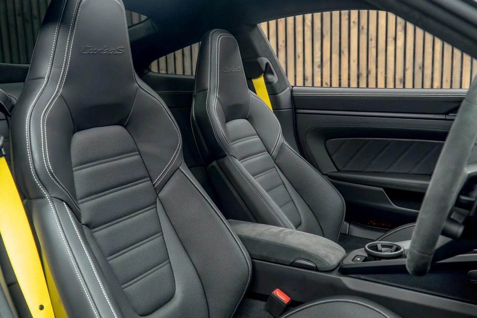 2026 Porsche 911 Turbo S, 2/30