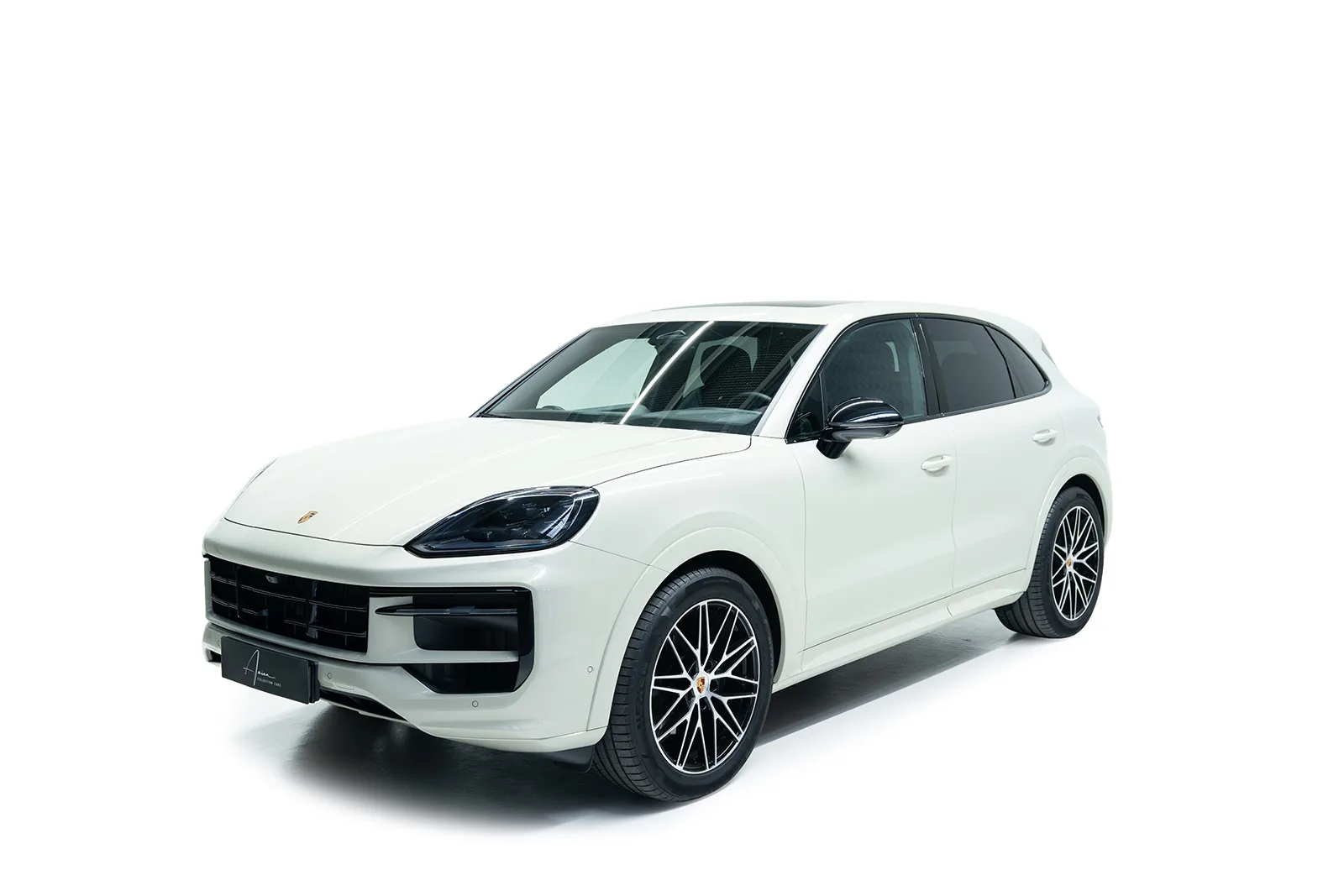 Porsche Cayenne de 2026 proposé par un concessionnaire spécialisé à Kerpen, Allemagne, photo principale