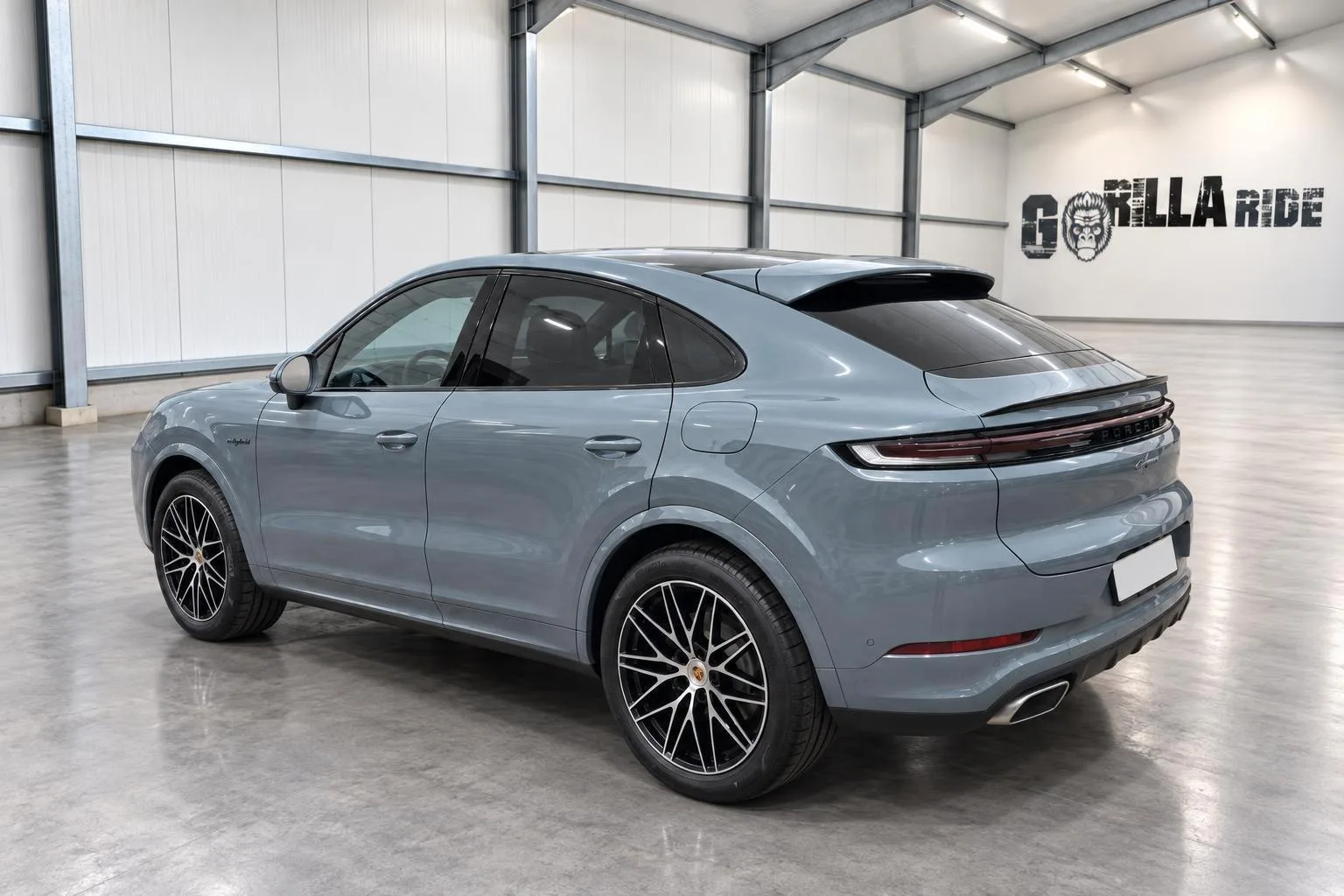 2026 Porsche Cayenne E-Hybrid Coupé Black Edition, 4/10