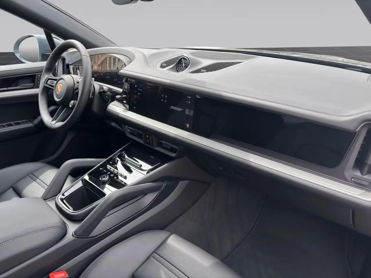 2026 Porsche Cayenne E-Hybrid Coupé Black Edition, 9/10