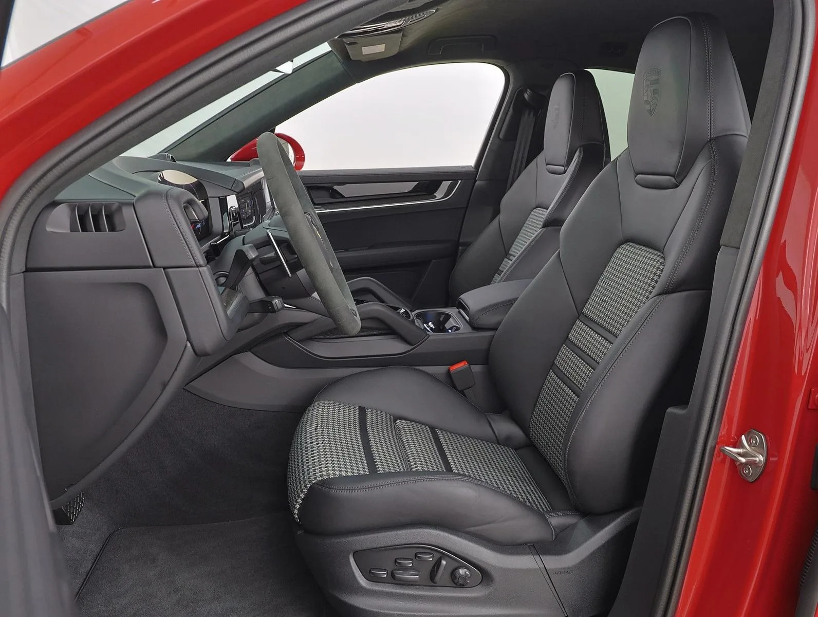 2026 Porsche Cayenne E-Hybrid Coupé, 9/27
