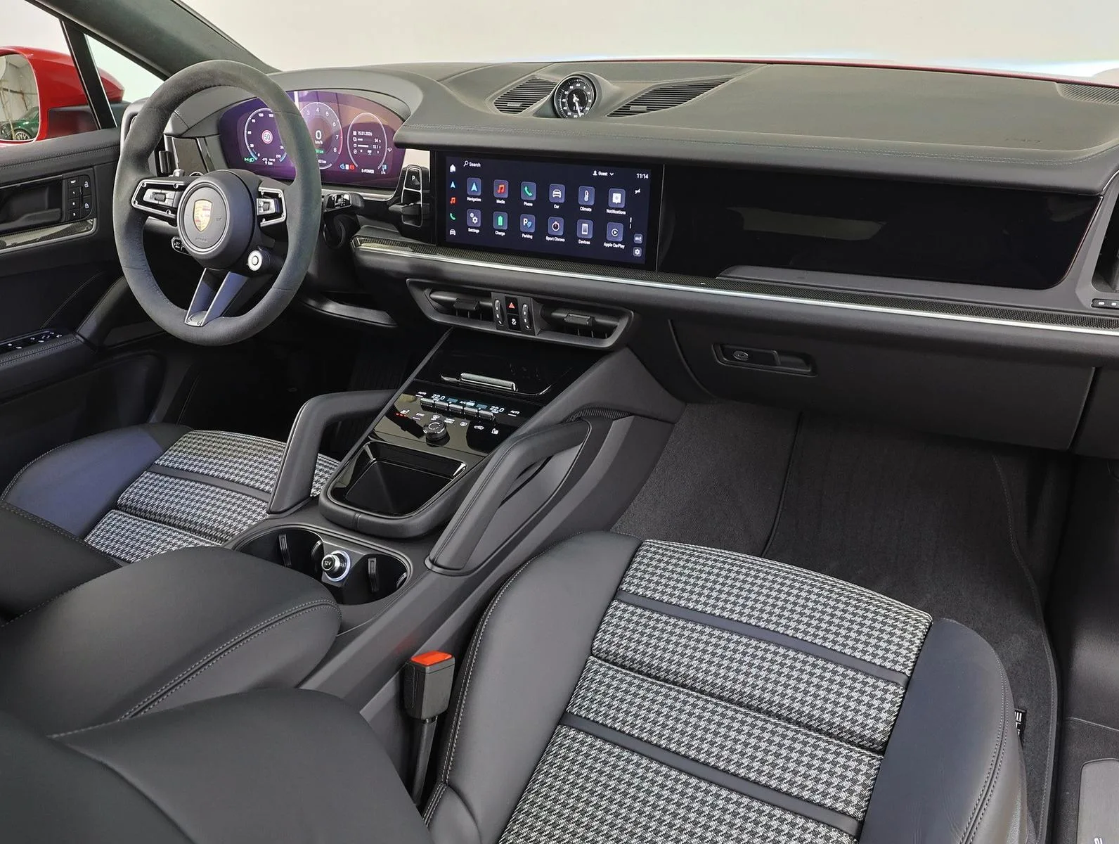 2026 Porsche Cayenne E-Hybrid Coupé, 23/27