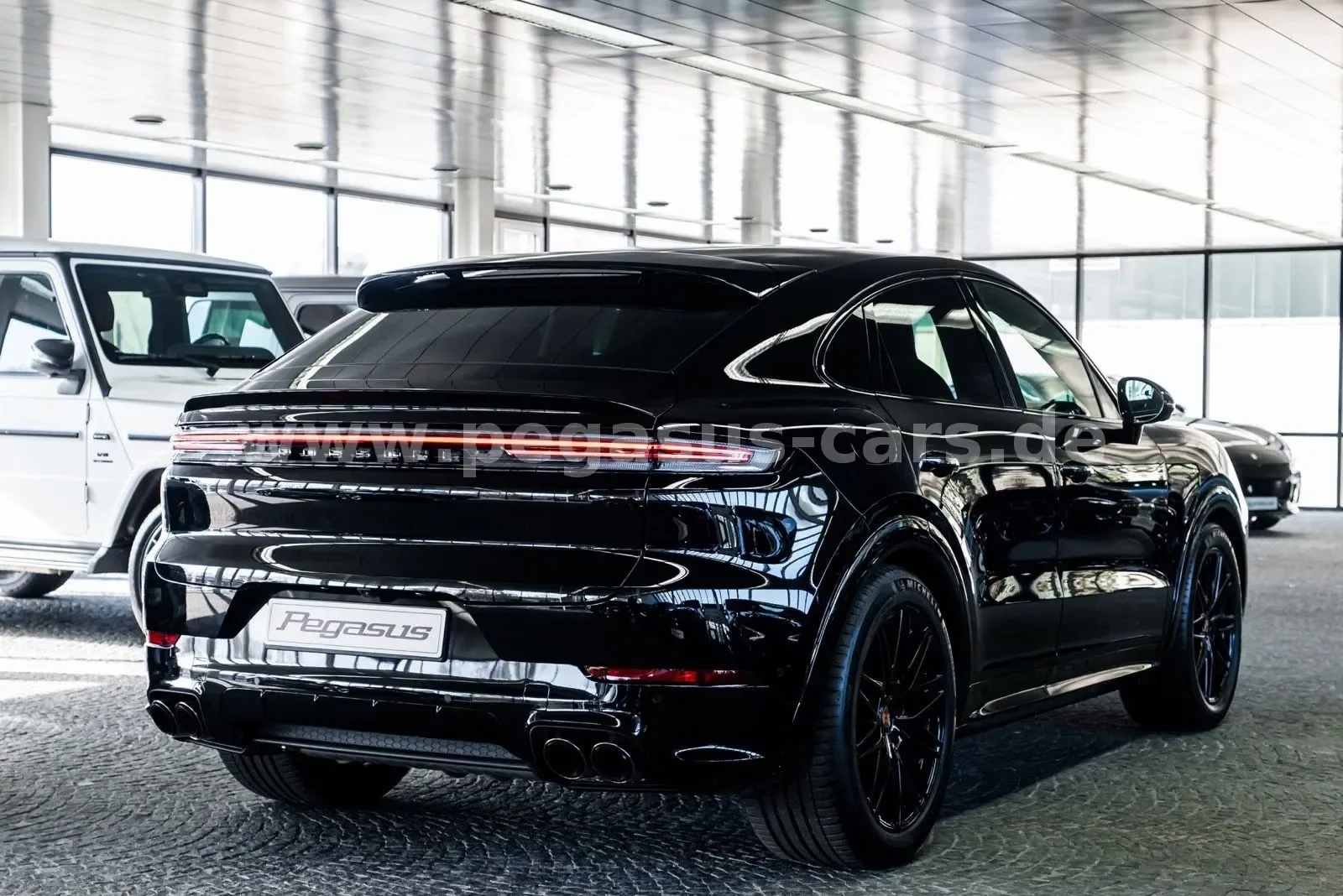 2026 Porsche Cayenne GTS Coupé, 8/30