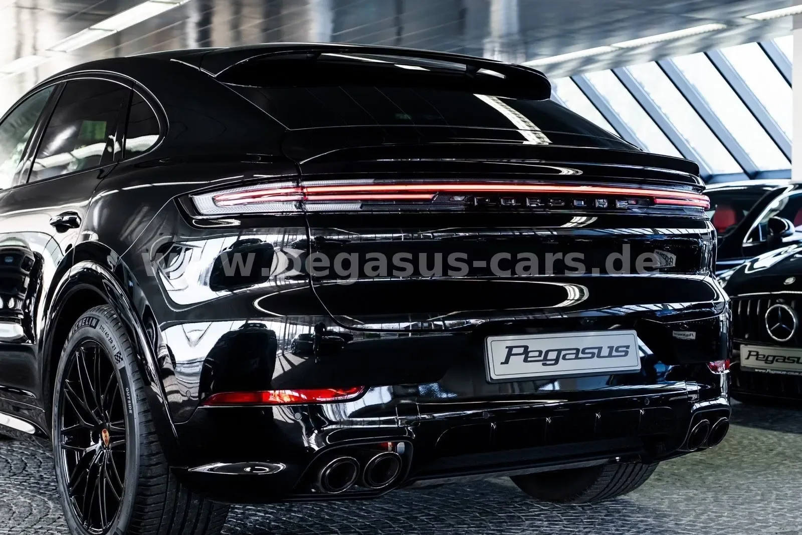 2026 Porsche Cayenne GTS Coupé, 11/30