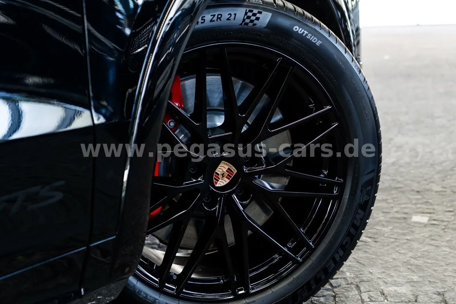 2026 Porsche Cayenne GTS Coupé, 17/30