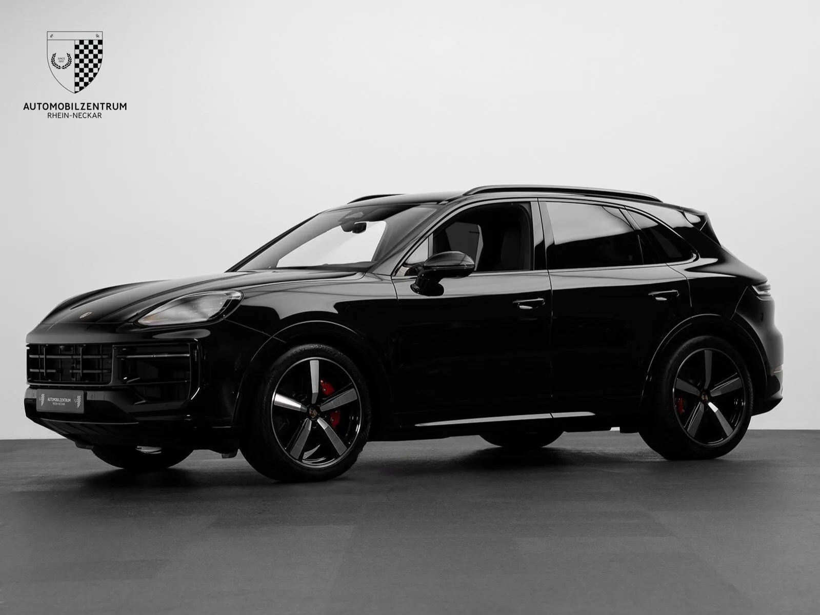 2026 Porsche Cayenne GTS, 3/30