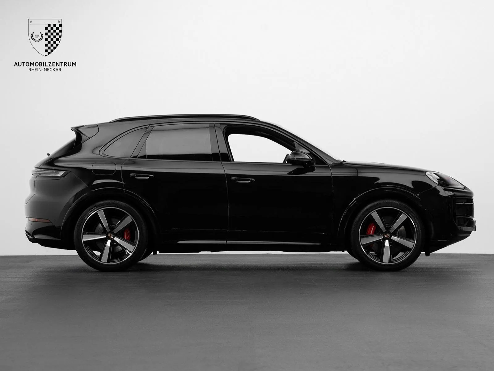 2026 Porsche Cayenne GTS, 8/30
