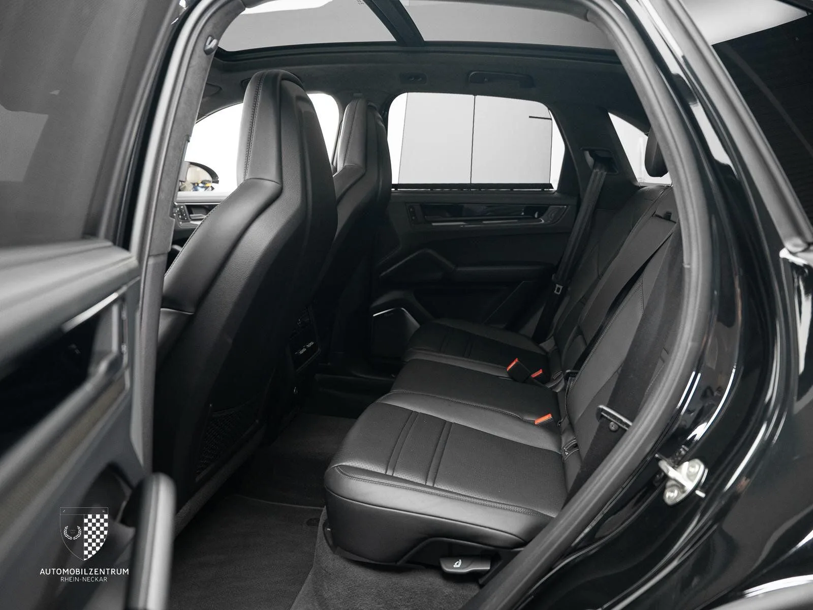 2026 Porsche Cayenne GTS, 25/30