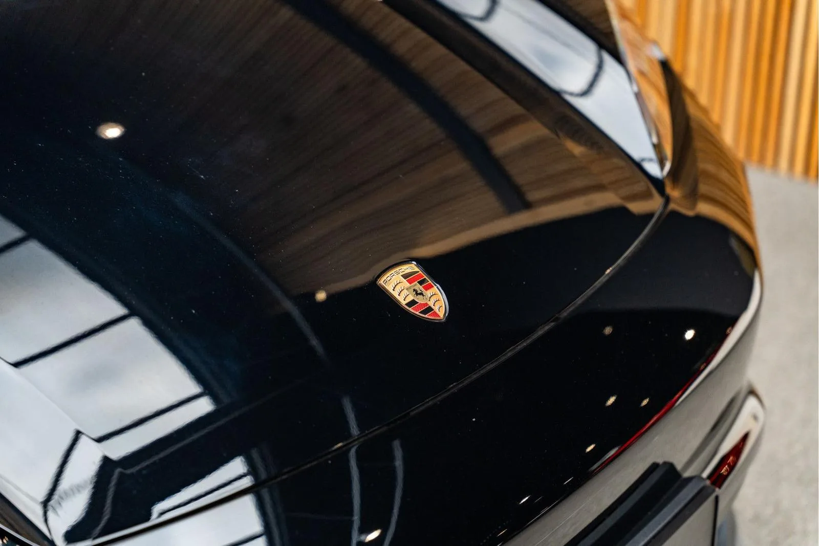 2026 Porsche Macan 4, 16/30