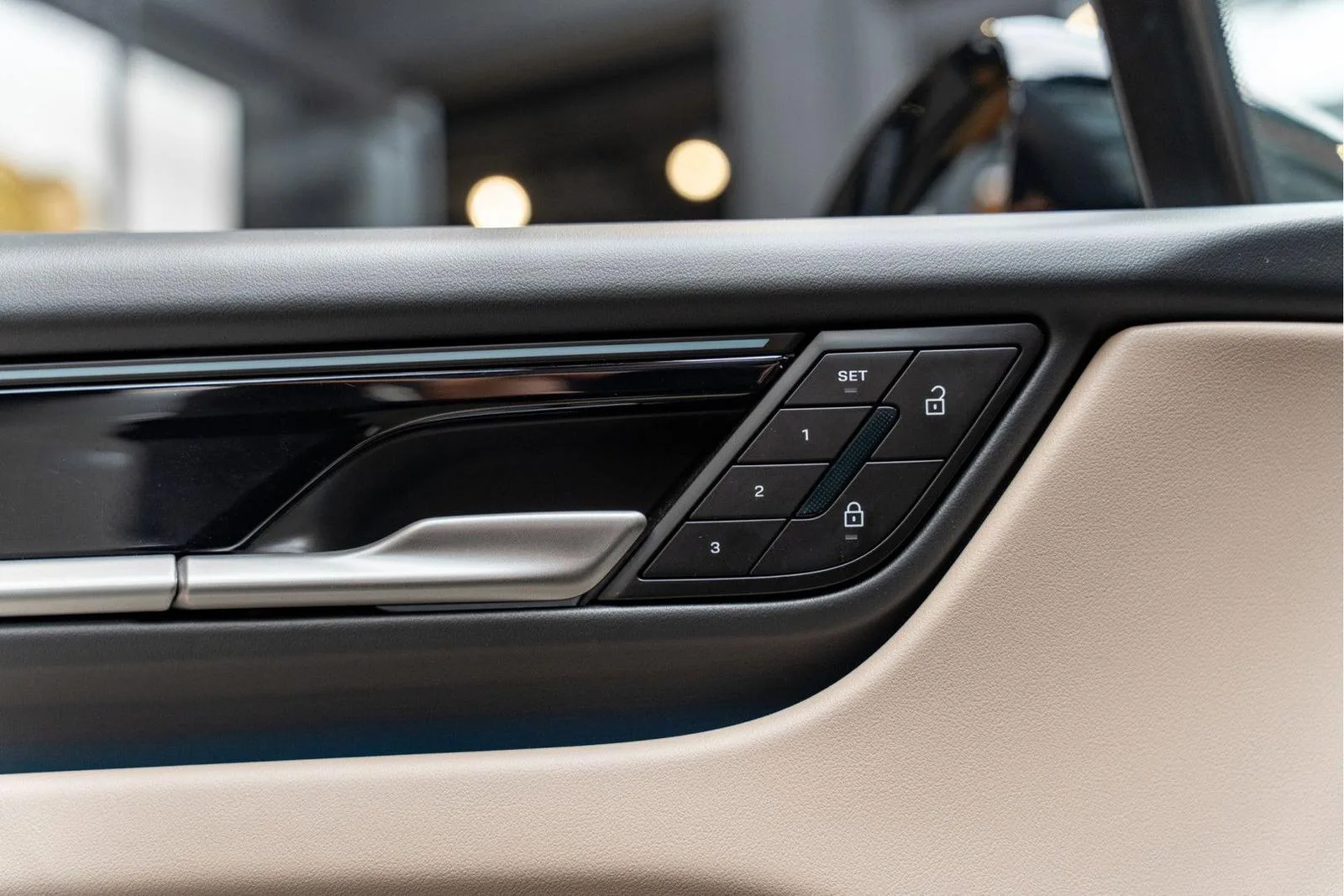 2026 Porsche Macan 4, 27/30