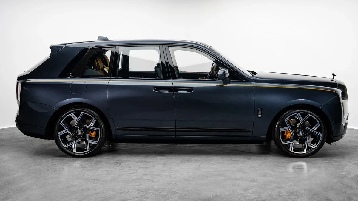 2026 Rolls-Royce Cullinan Black Badge angeboten von einem Fachhändler in Dubai, Vereinigte Arabische Emirate, Foto 5 von 25
