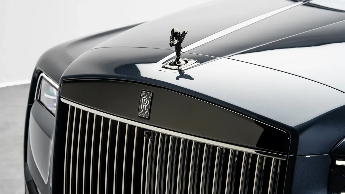 2026 Rolls-Royce Cullinan Black Badge angeboten von einem Fachhändler in Dubai, Vereinigte Arabische Emirate, Foto 8 von 25