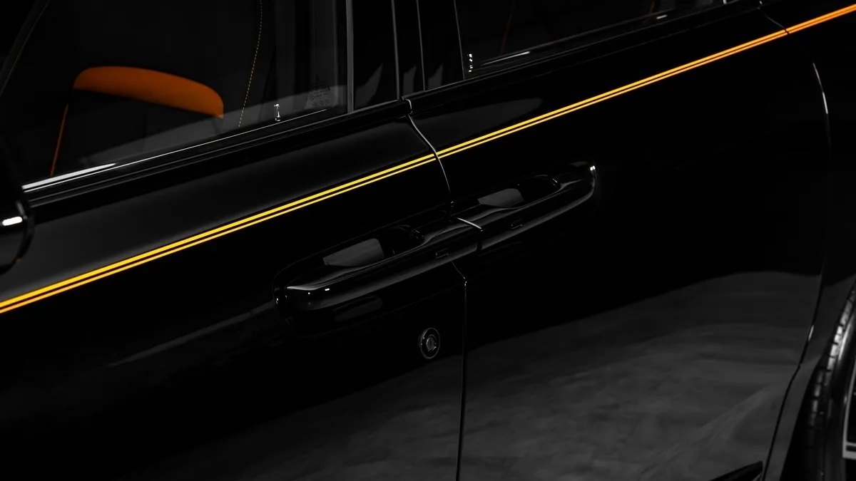 2026 Rolls-Royce Cullinan Black Badge angeboten von einem Fachhändler in Dubai, Vereinigte Arabische Emirate, Foto 8 von 25