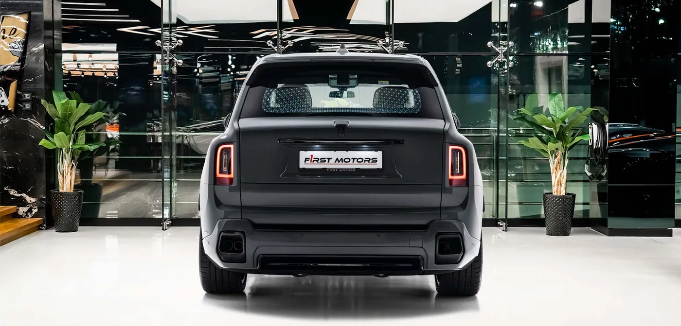 2026 Rolls-Royce Cullinan offered by a specialist dealer in Dubai, United Arab Emirates, exterior view 4