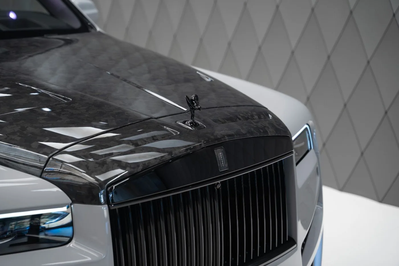 2026 Rolls-Royce Cullinan angeboten von einem Supersportwagenhändler in Schenefeld, Deutschland, Foto 8 von 25