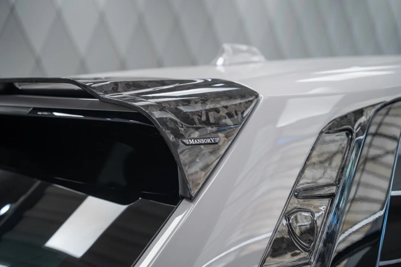 2026 Rolls-Royce Cullinan angeboten von einem Supersportwagenhändler in Schenefeld, Deutschland, Foto 11 von 25